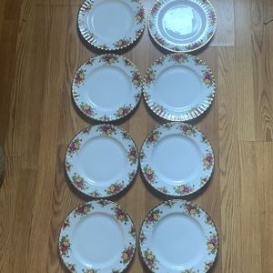 Royal Albert 8 dinner plates